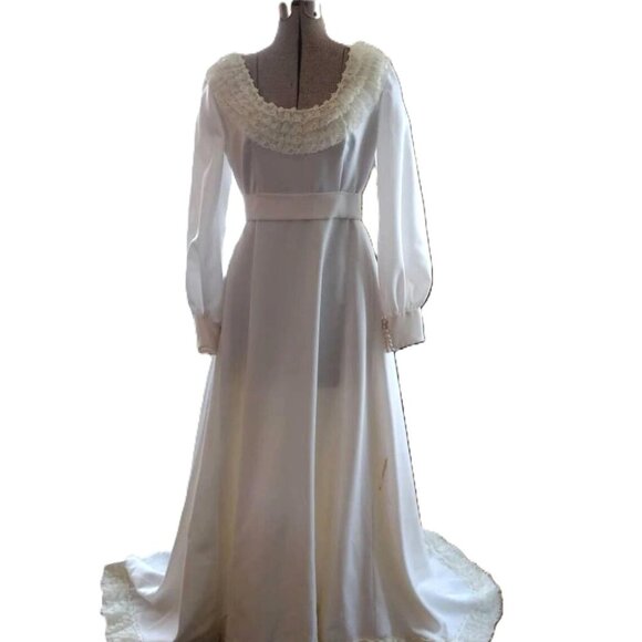 Vintage 60s Wedding Dress 35" Bust Bride Gown Daisy Lace Long Sleeves - Picture 3 of 11